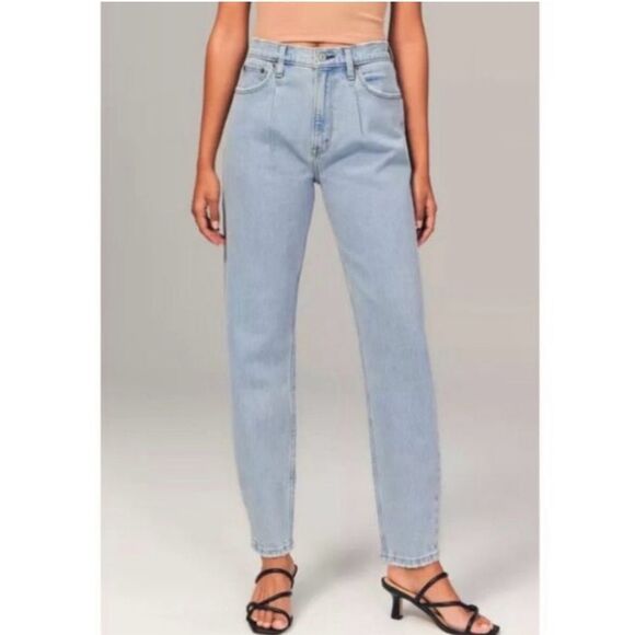 Abercrombie & Fitch Denim - Abercrombie and fitch the 80s mom high rise jeans
